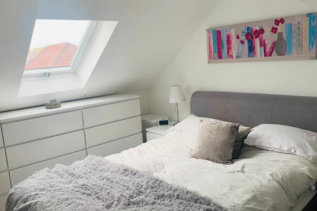 Love Lancing By The Sea With Optional Large Hot Tub Sleeps Up To 8 & Free Parking Villa Eksteriør billede