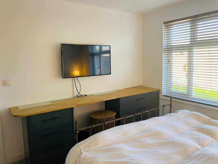 Love Lancing By The Sea With Optional Large Hot Tub Sleeps Up To 8 & Free Parking Villa Eksteriør billede